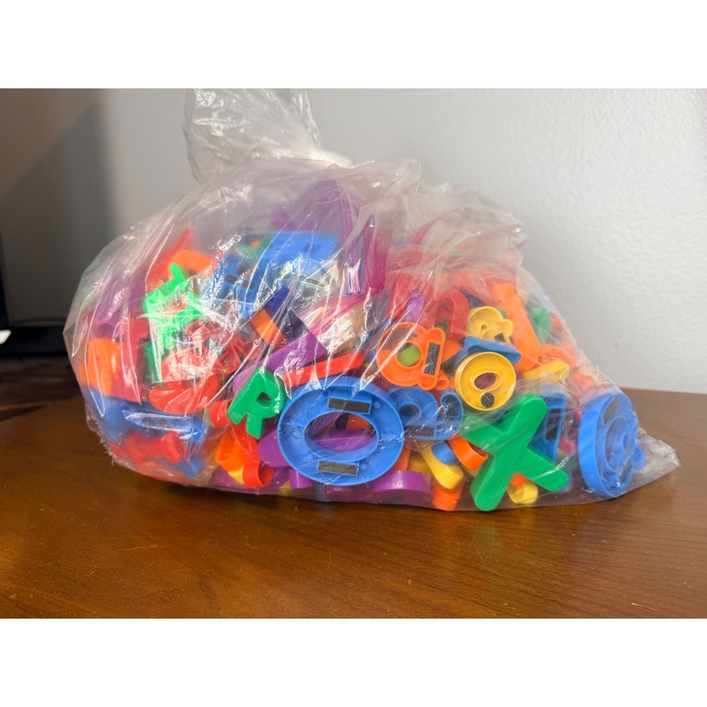 HUGE LOT PLASTIC MAGNETIC LETTERS 6.5 LBS!! DIFFERENT SIZES BRIGHT COLORS